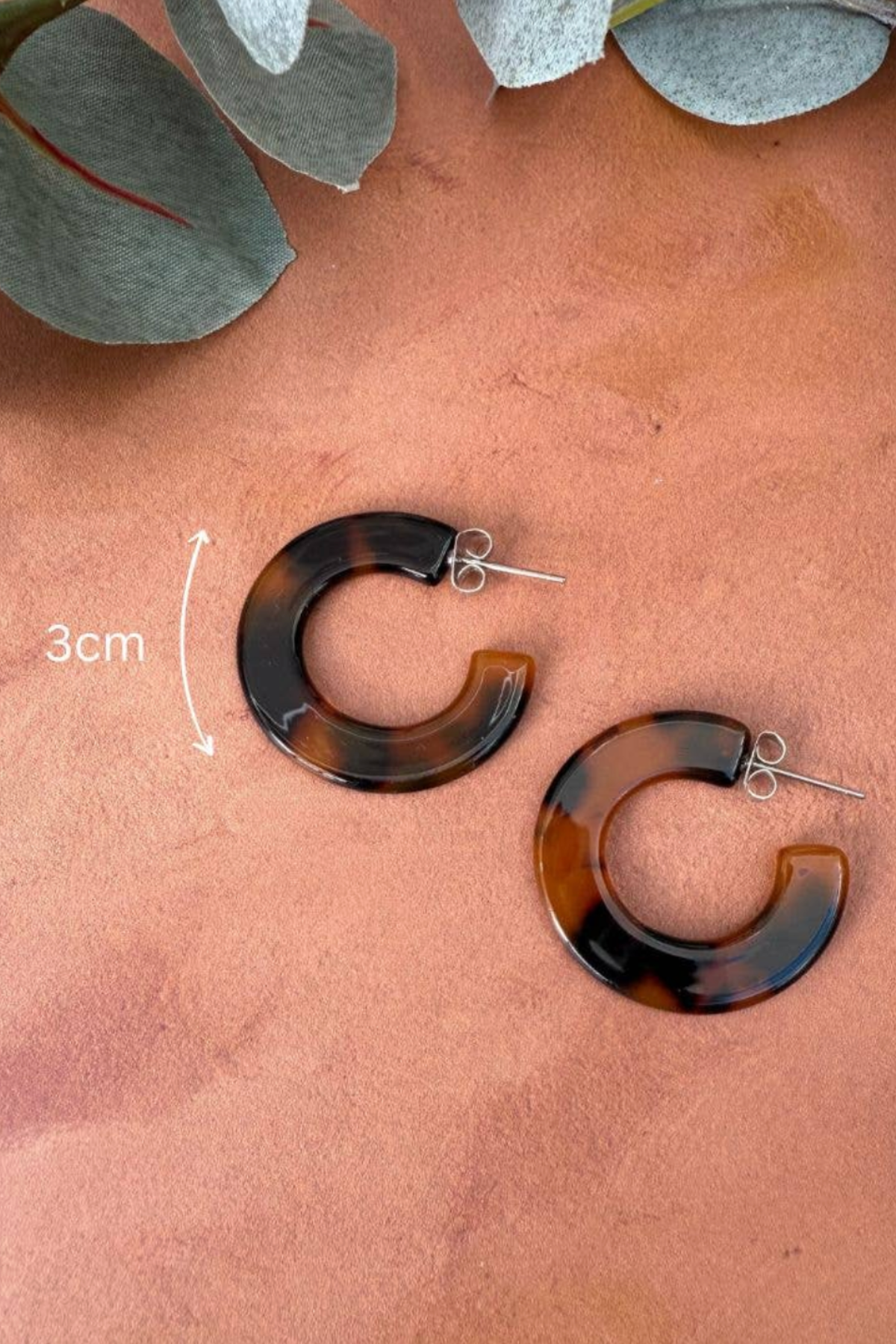 Tortoise Shell Flat Hoops (Petite)
