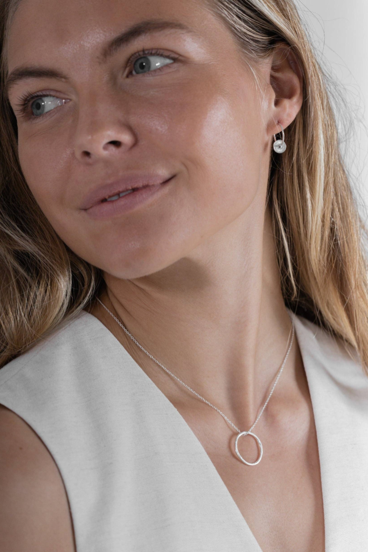 Silver Disc Sorrel Earrings