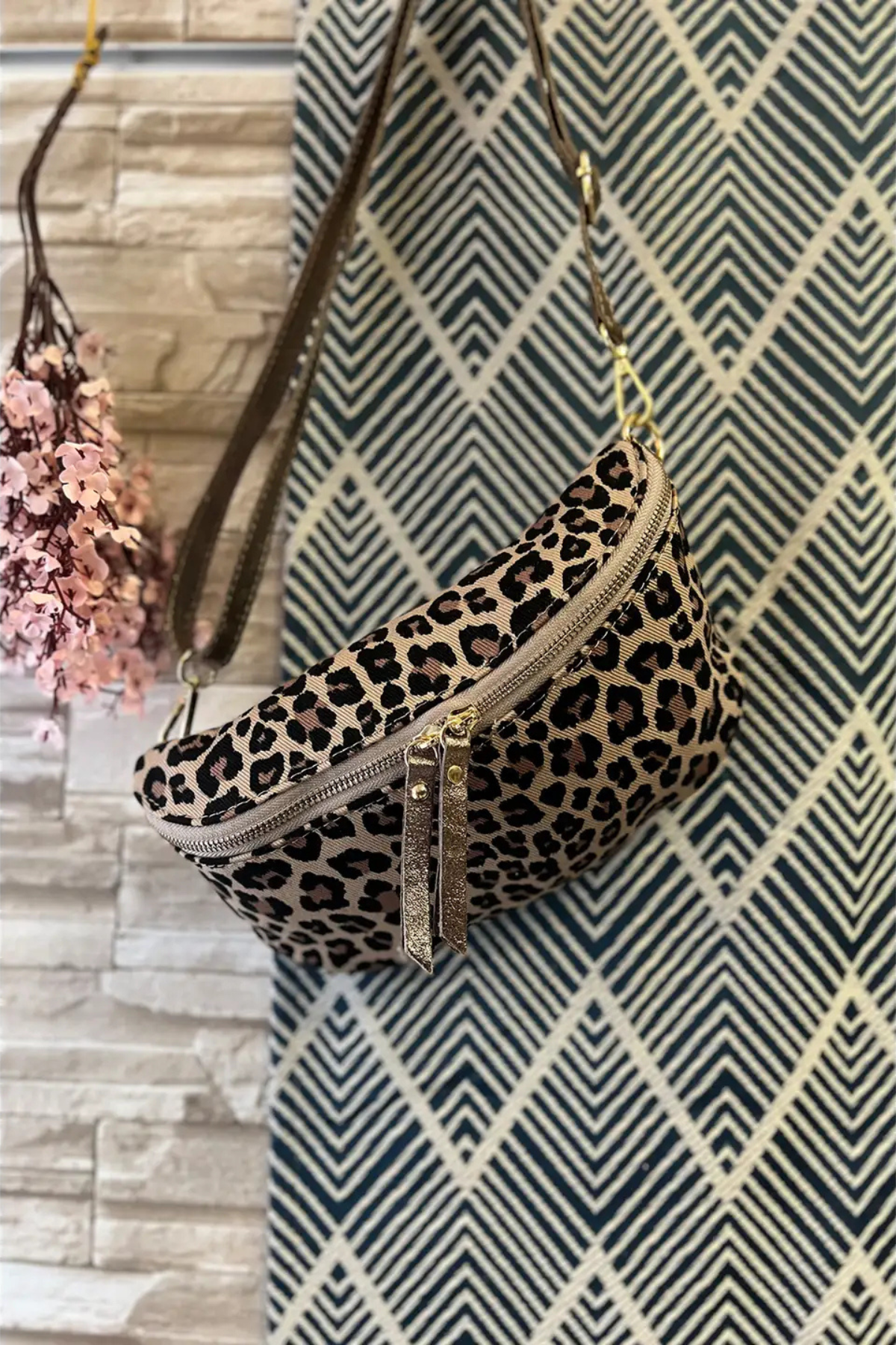 ROSA Leopard Shoulder Bag