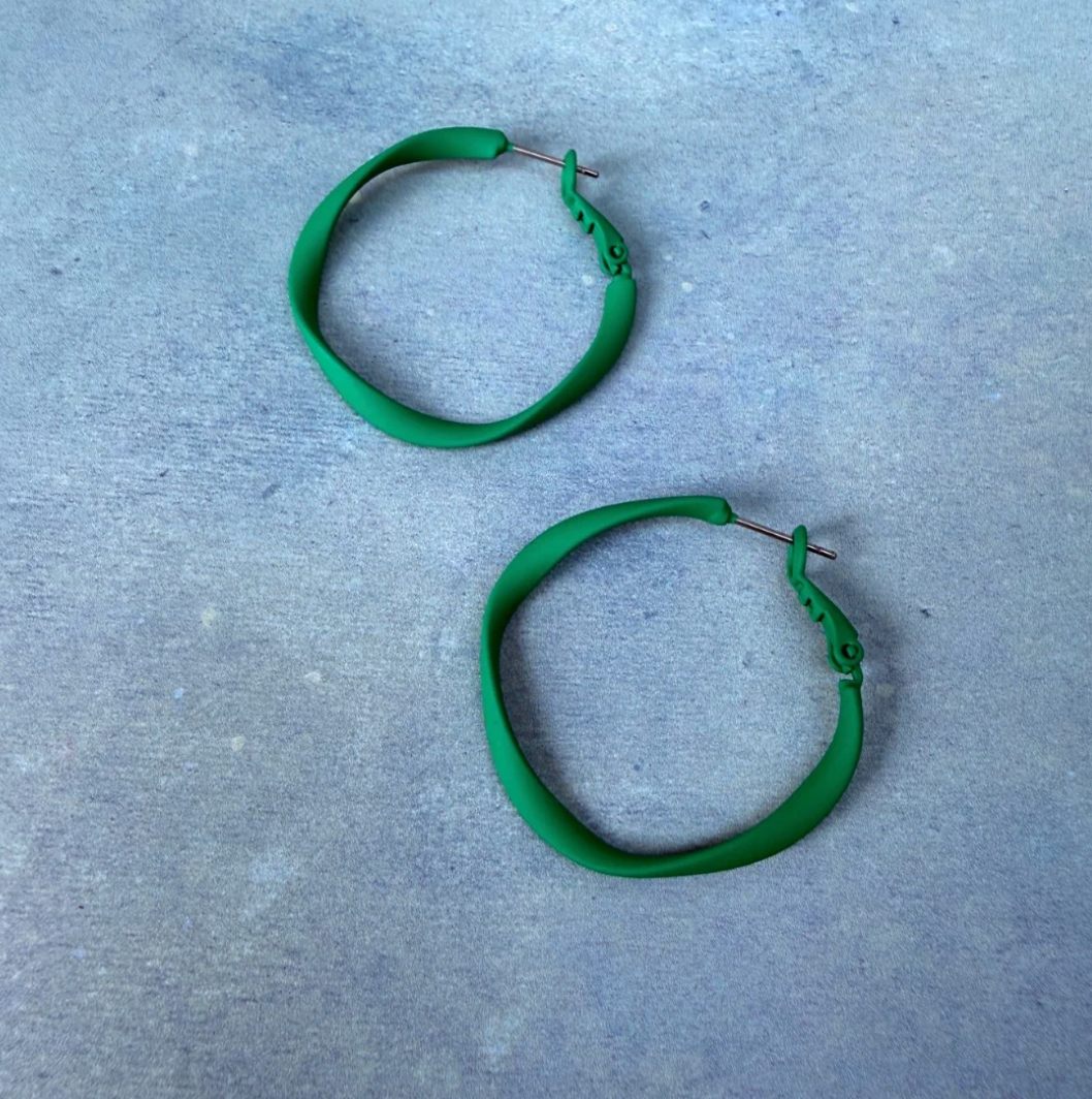 Twisty Hoops