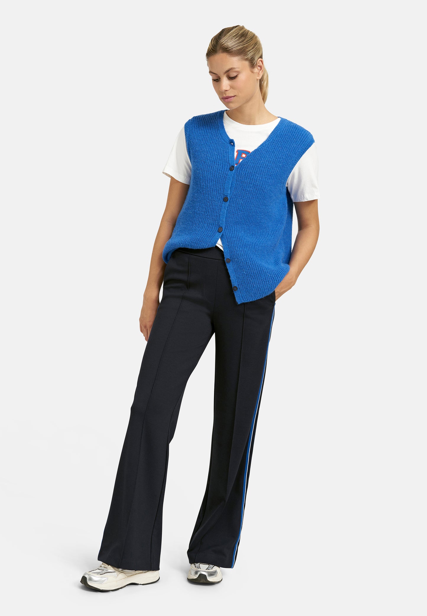 SALE2 - Hairy Knit Rib Vest - Bright Blue