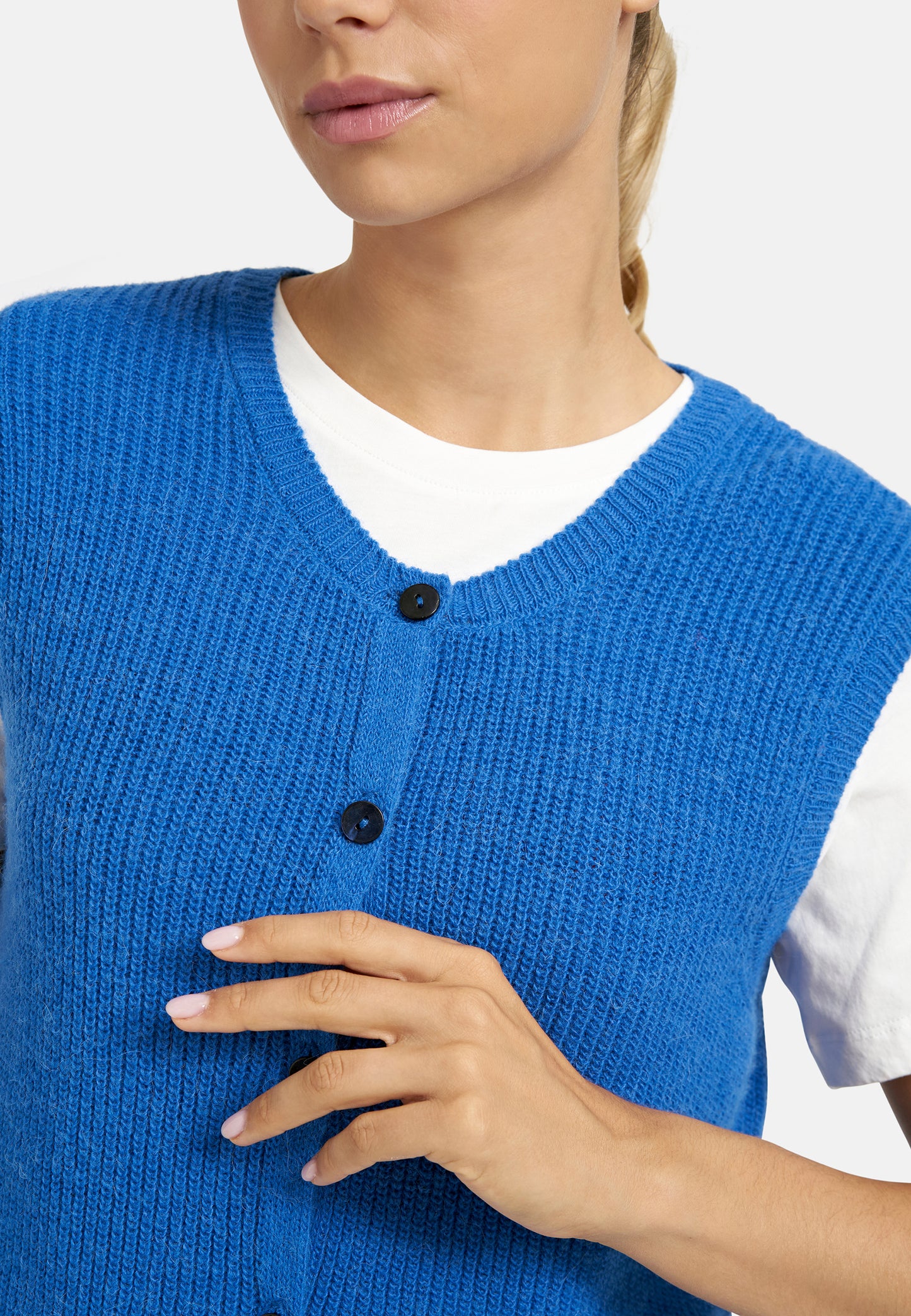 SALE2 - Hairy Knit Rib Vest - Bright Blue