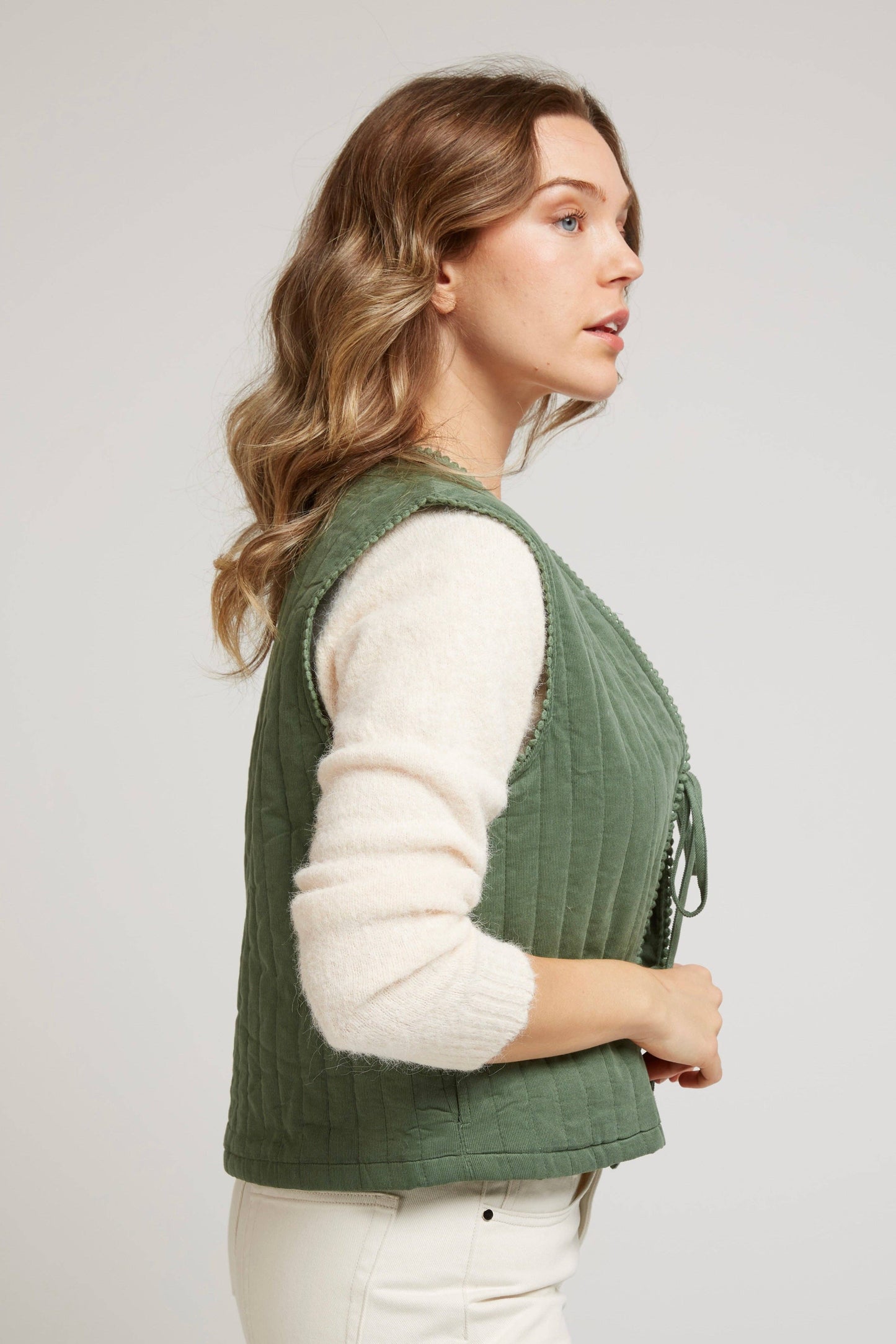 GABRIELA - Corduroy Gilet with bows