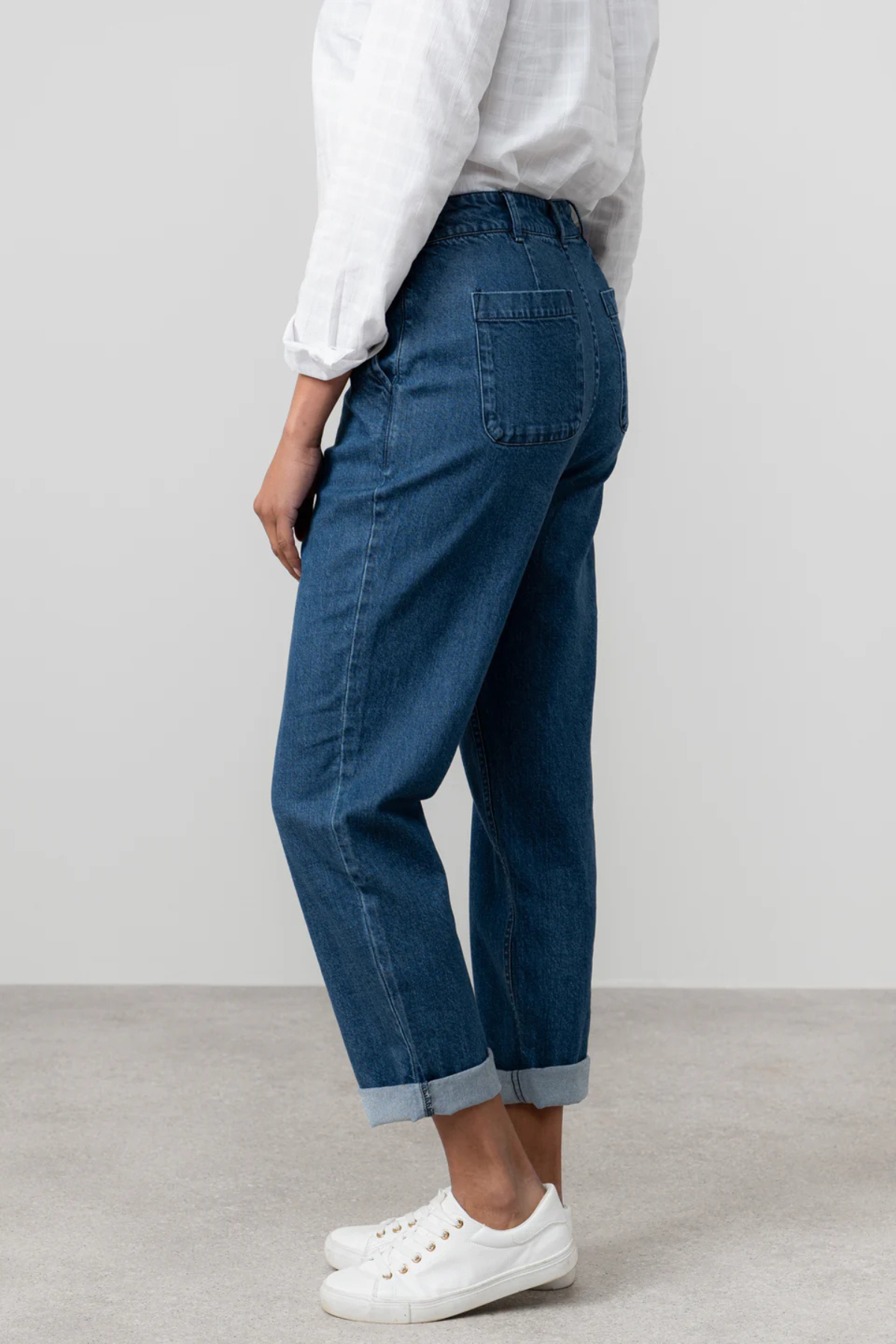 Daybreak Tapered Leg Jeans Blue