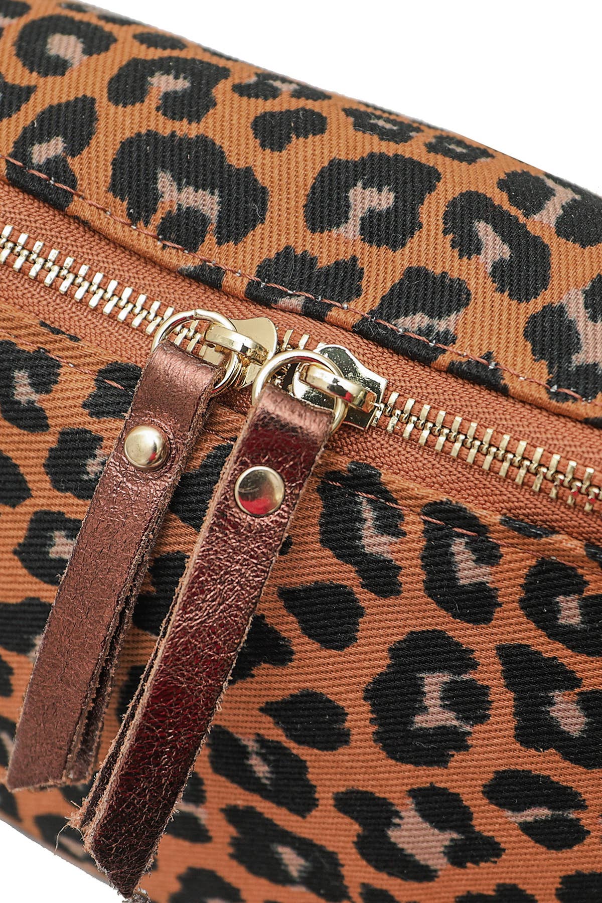 ROSA Leopard Shoulder Bag