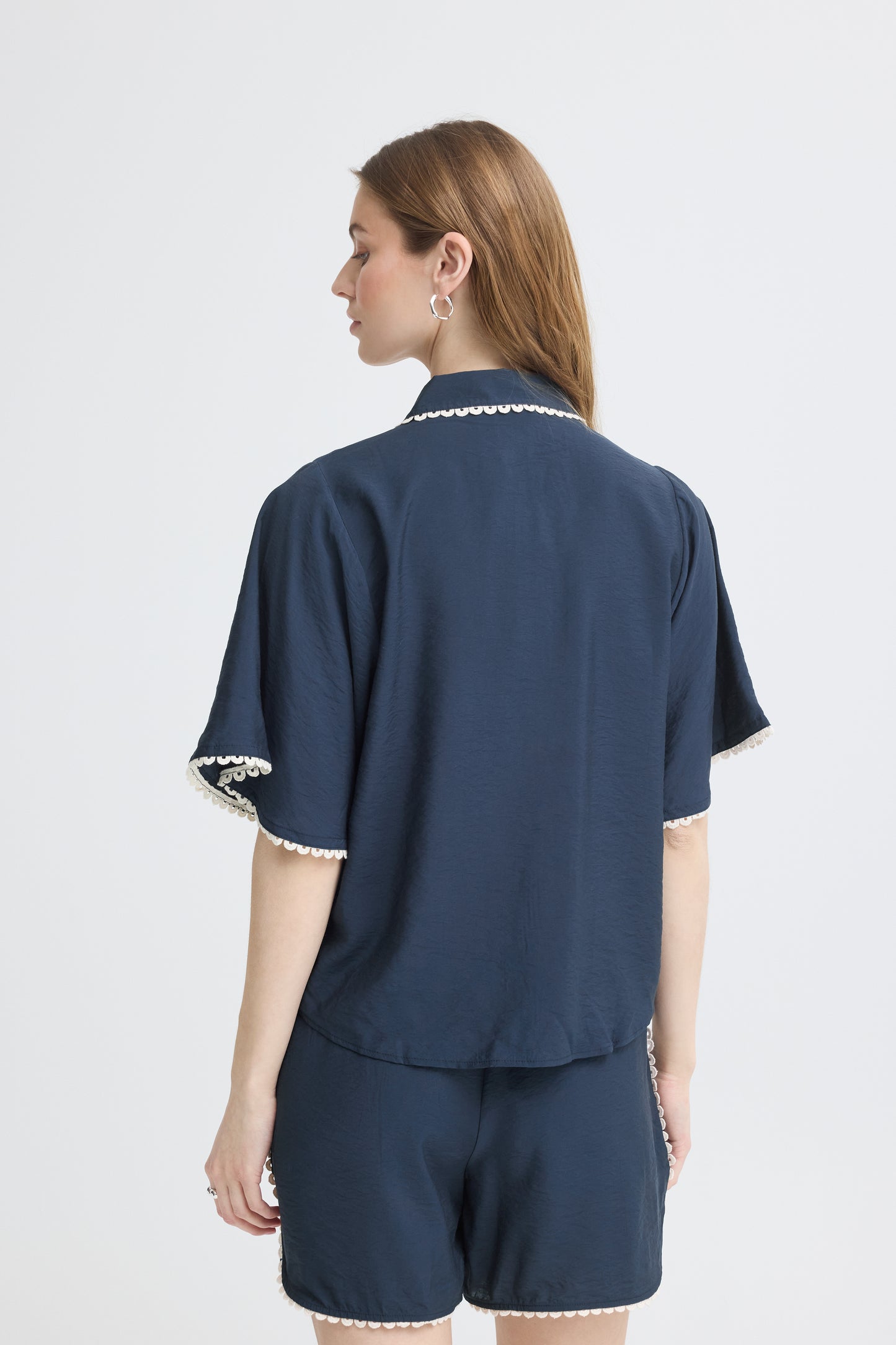 IHLENI Shirt