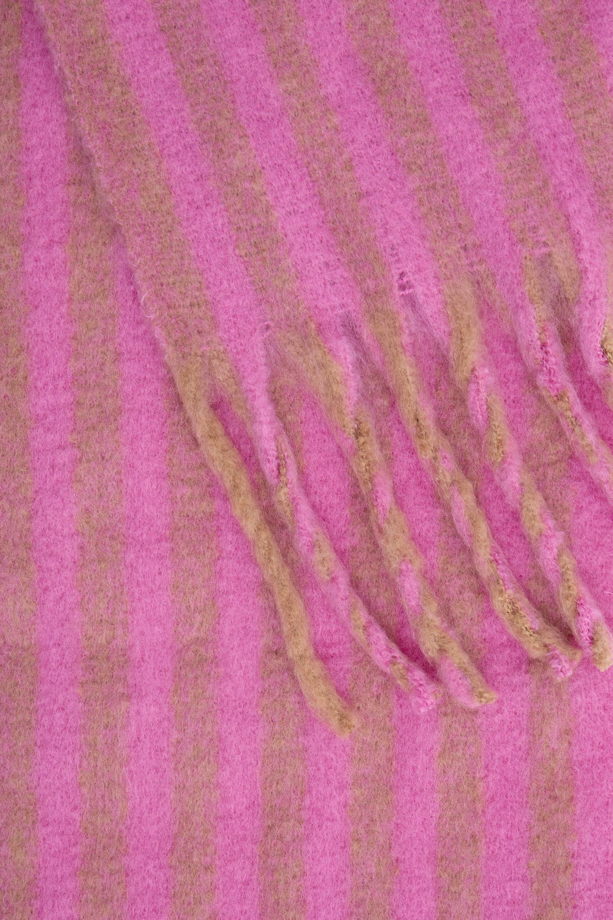 IAfridal Brushed Stripe Scarf in bright pink and brown