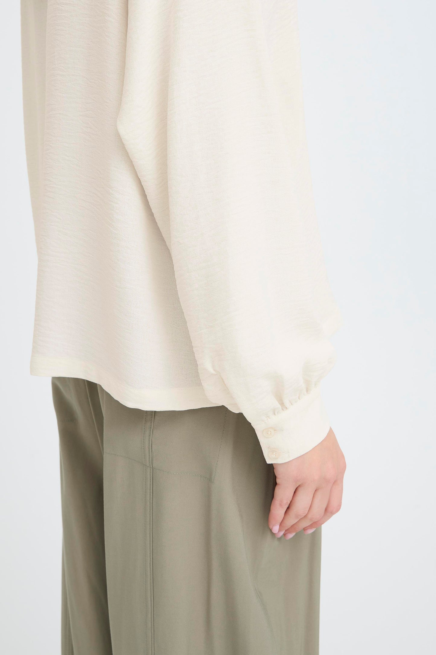 BYILIRIDA Blouse - Birch