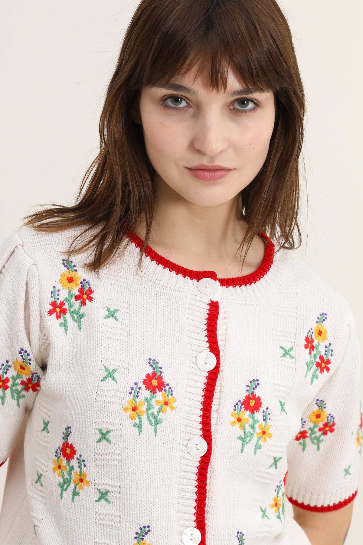 Teresa Flower Embroidery Short-Sleeve Cardigan