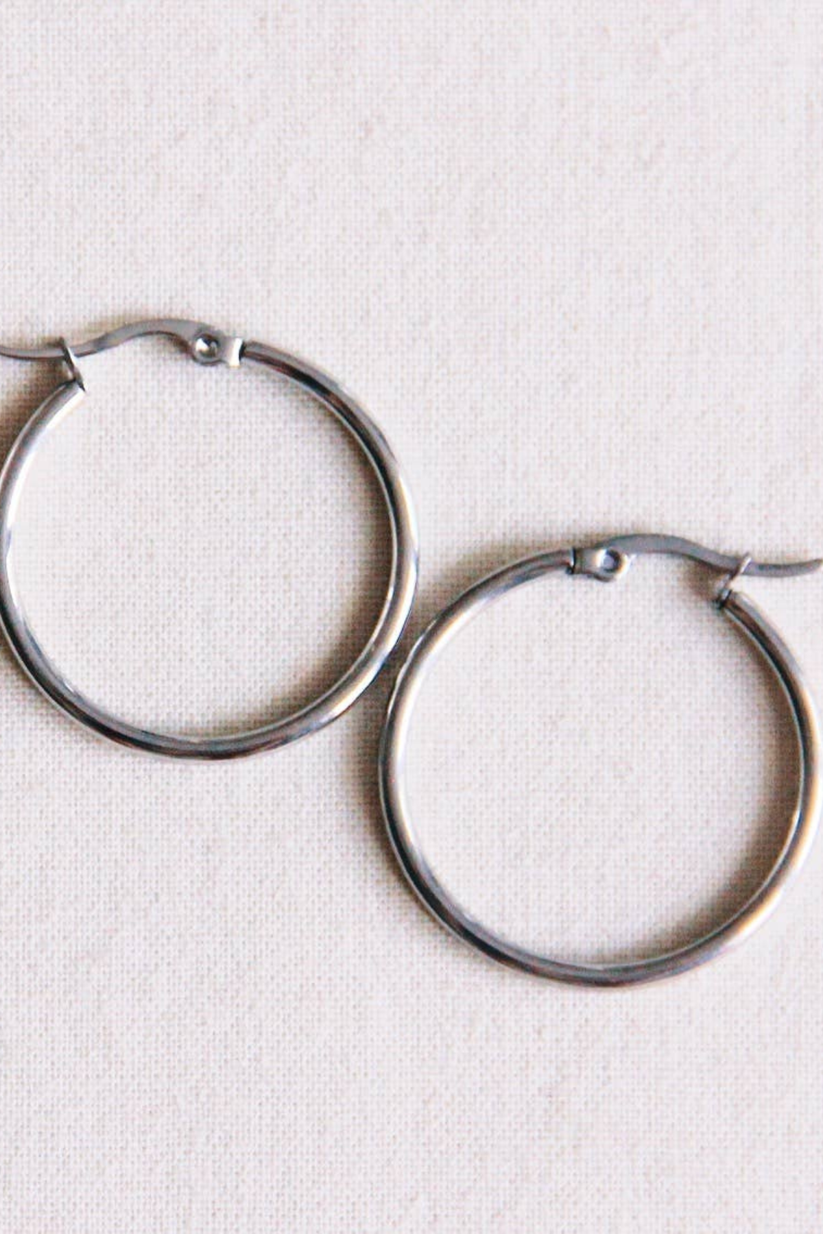 Bazou Stainless Steel Hoop earrings - Medium