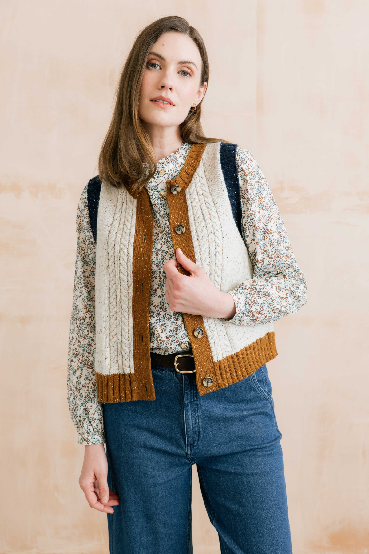 Grove Colour Block Vest Fleck Cable Knit
