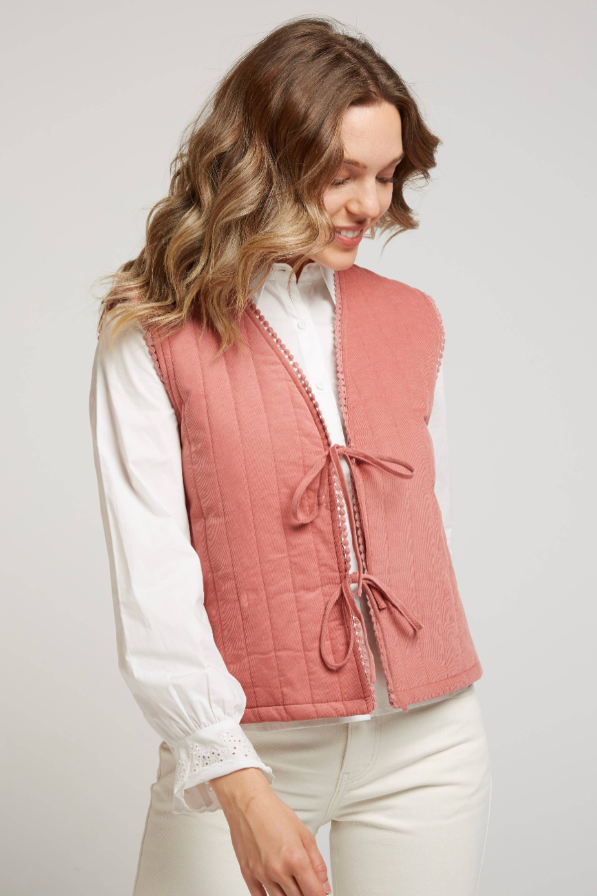 GABRIELA - Corduroy Gilet with bows