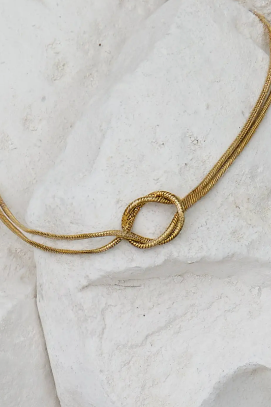 Knot Necklace