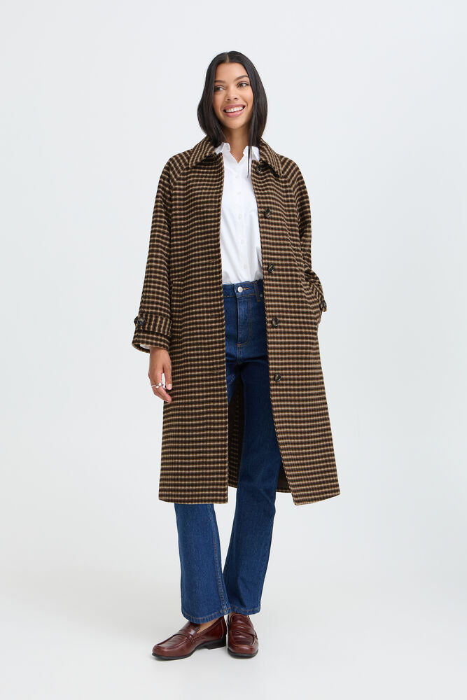 BYCAMIO Coat in olive nightcheck