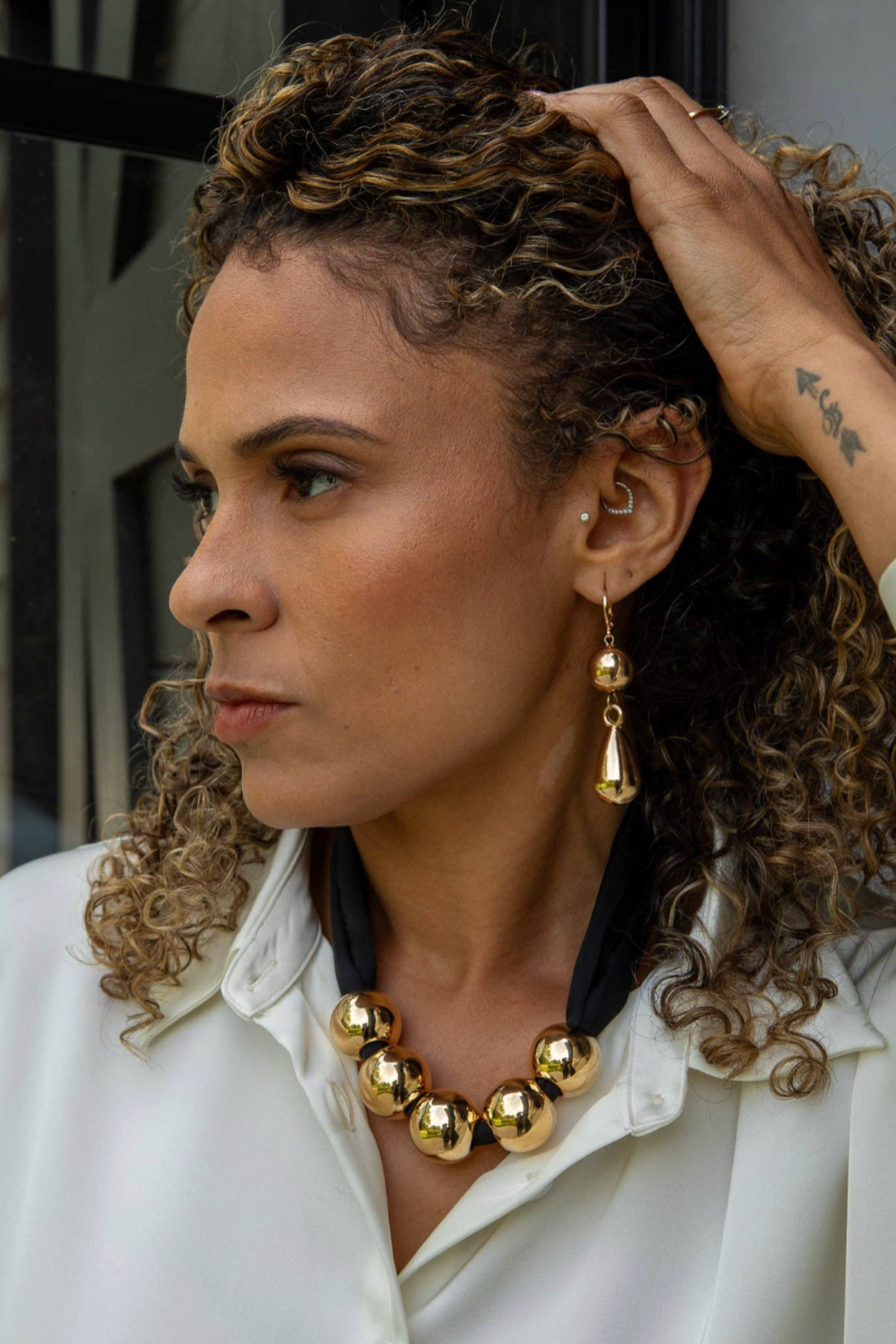 Herne Satin Ball Necklace