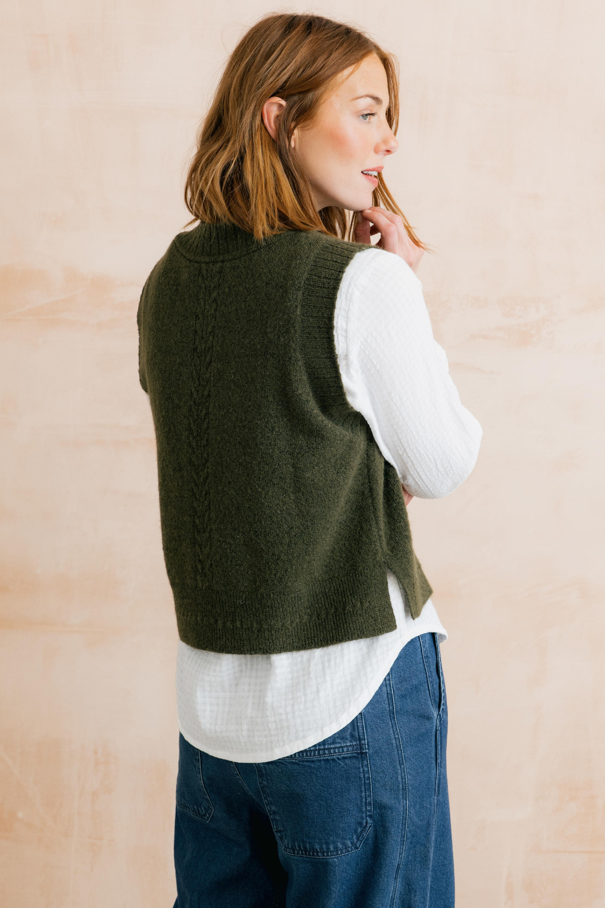 Stencil Vest Cable Knit - Dark Olive