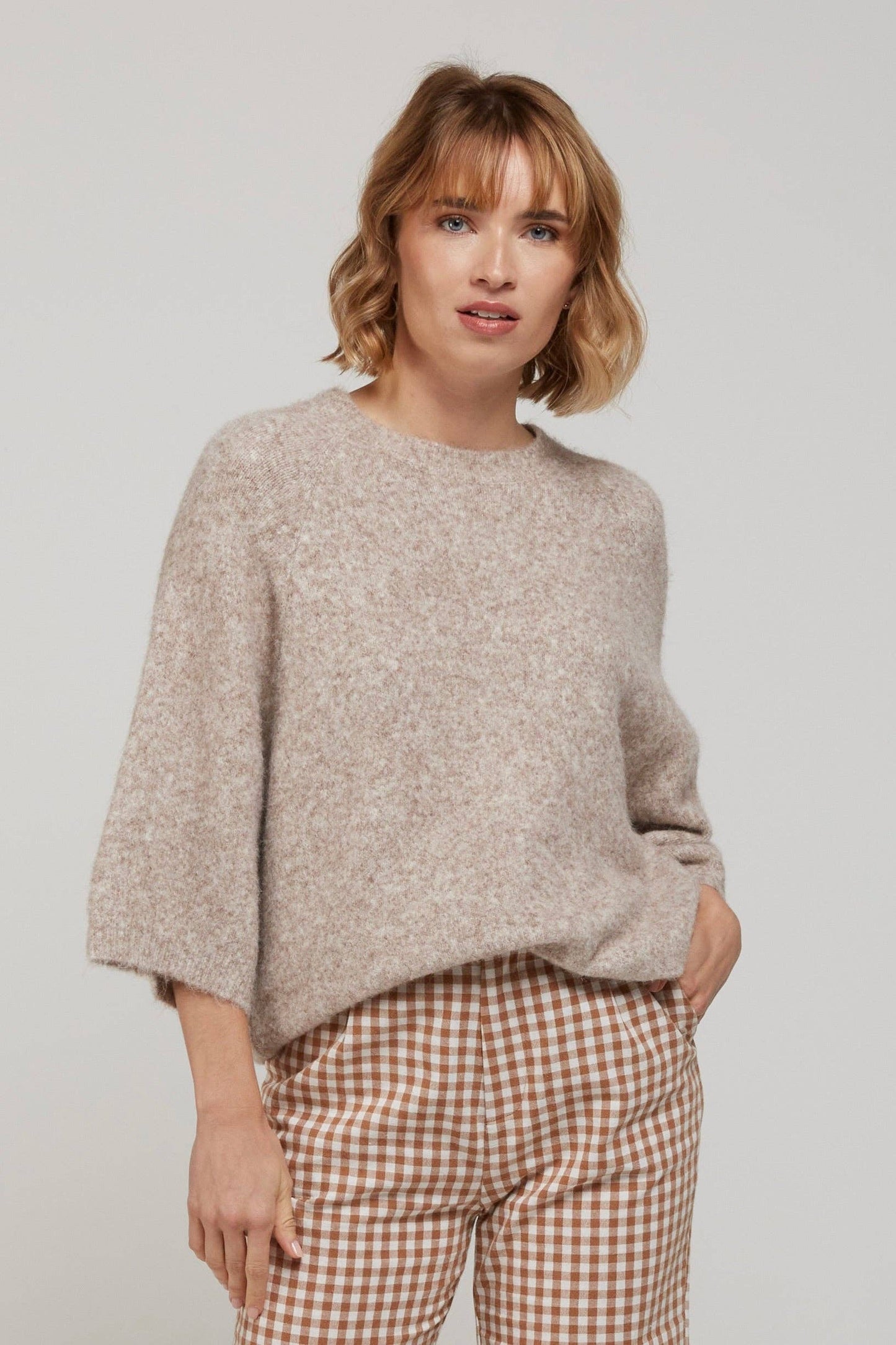 CAMELIA Short-Sleeve Sweater
