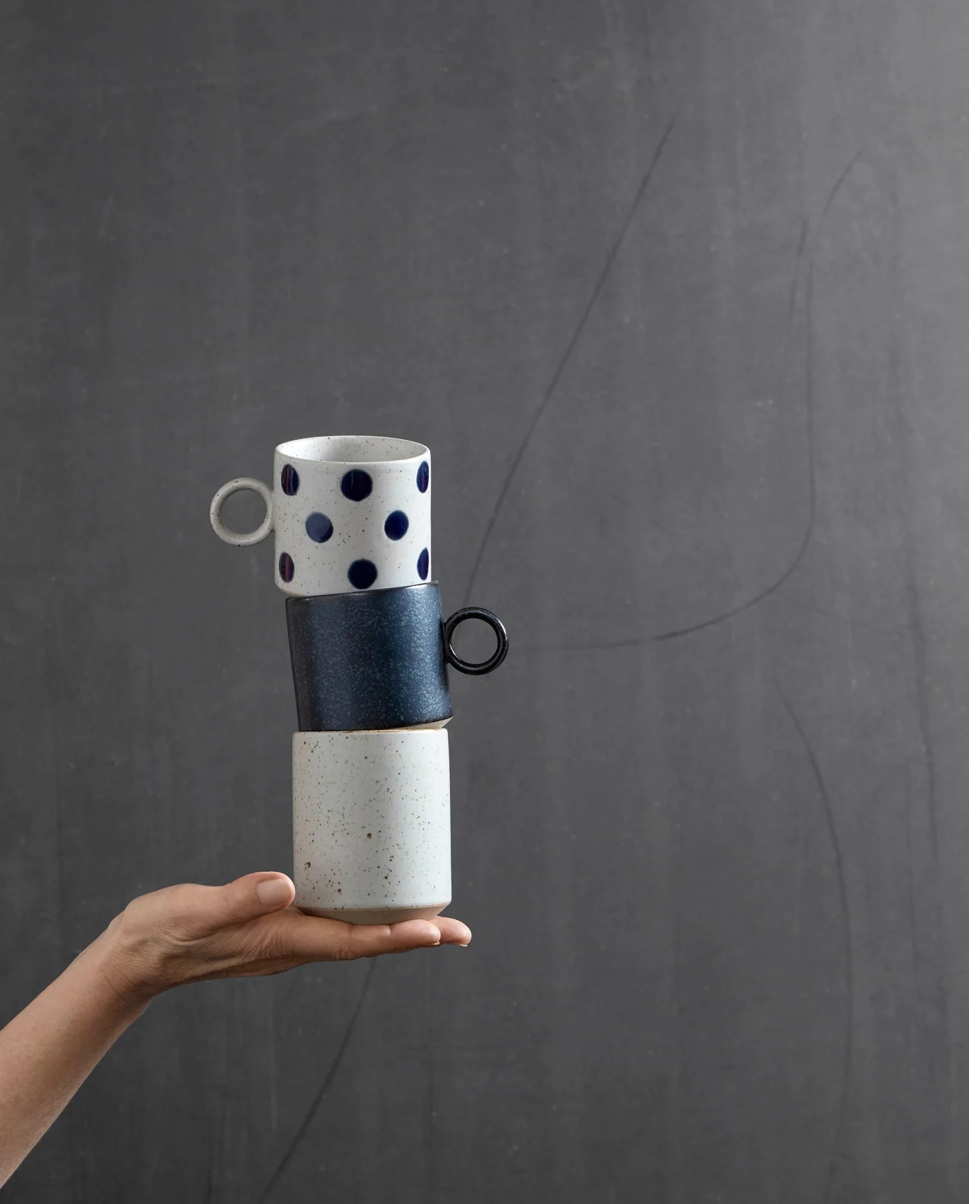 Spotty Grainy Dot Mug - Sand/Dark Blue