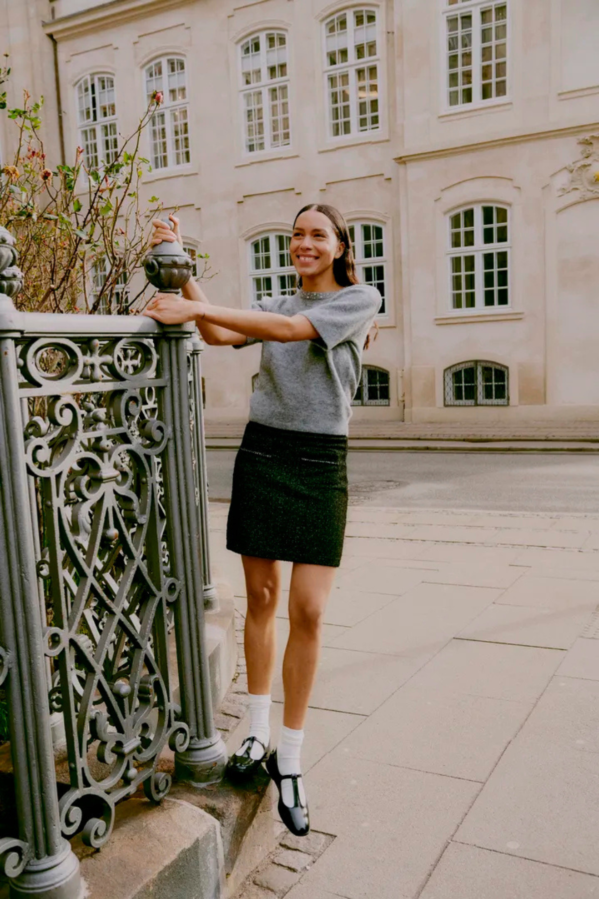 BYPANTHEA Skirt - Black