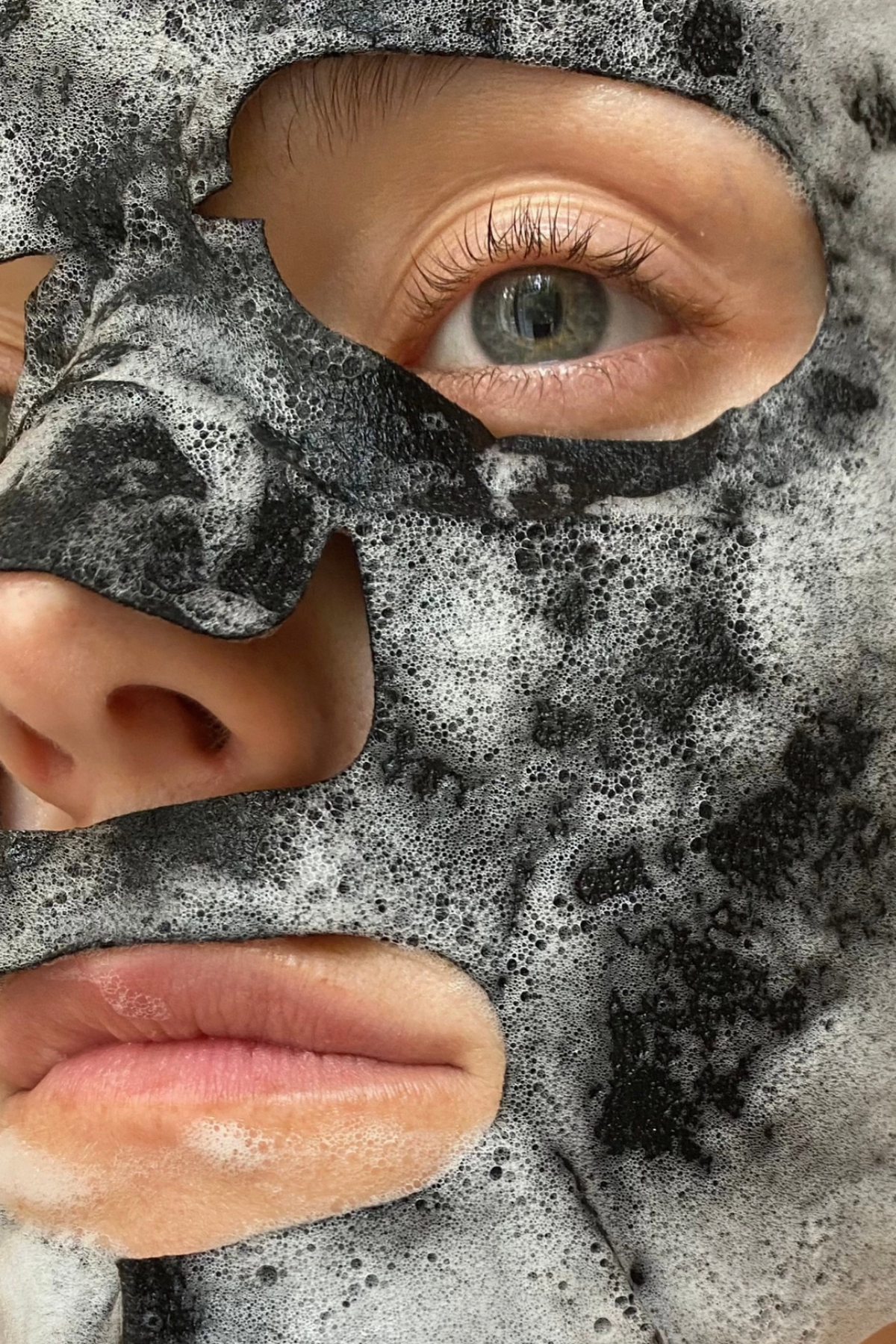 Detoxifying Bubbling Charcoal Sheet Mask