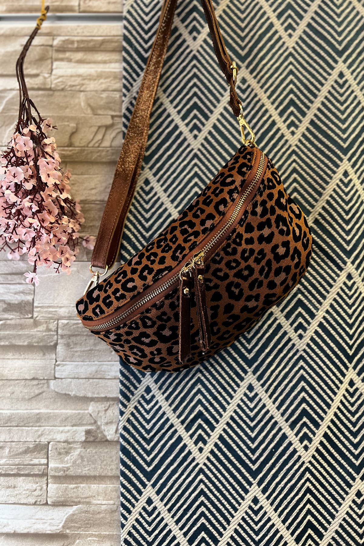 ROSA Leopard Shoulder Bag