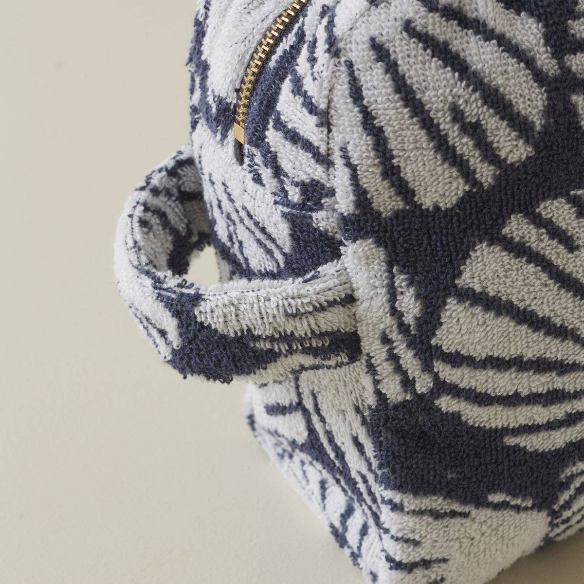 Baléares Shell Wash Bag