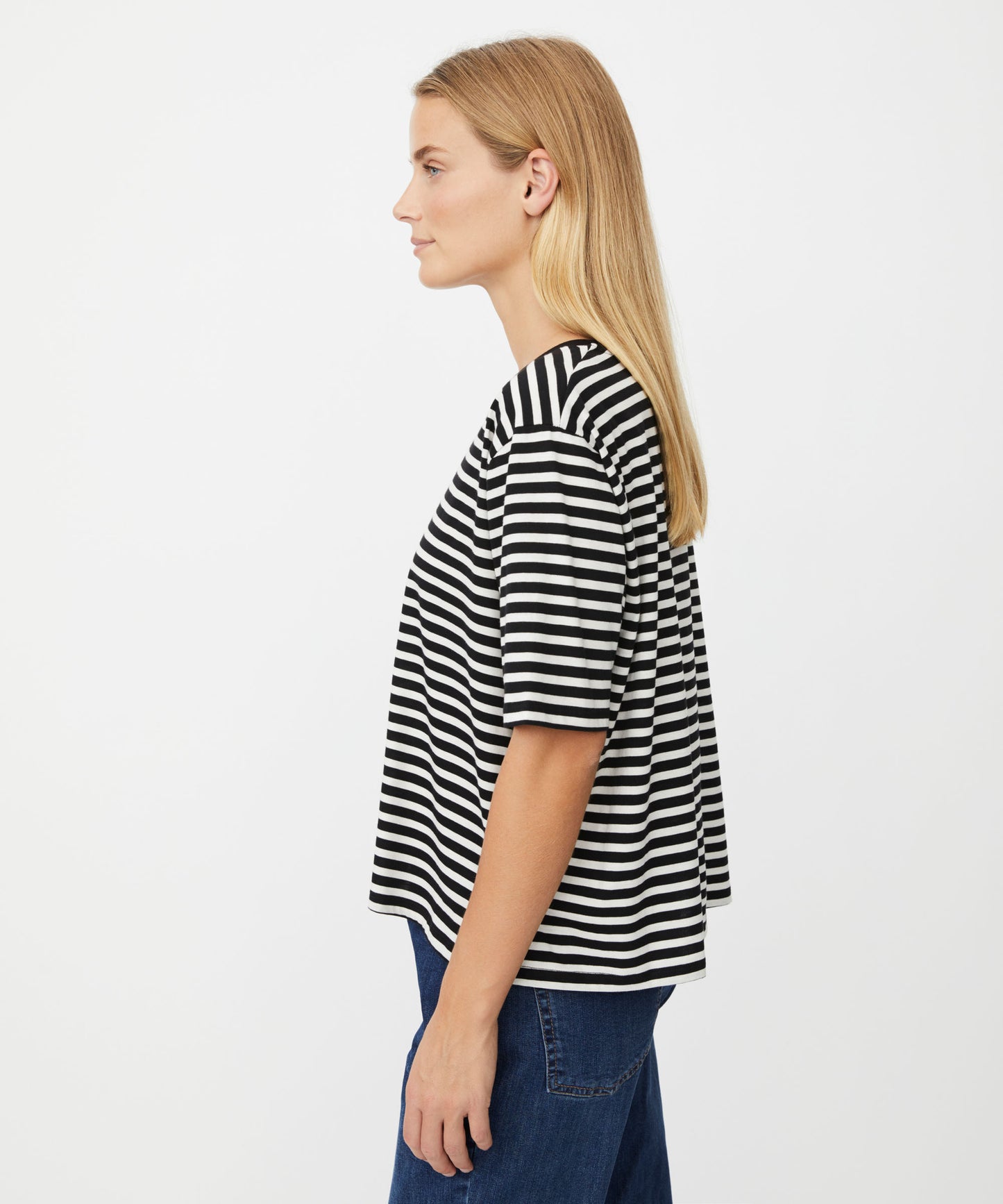 SALE3 - MaDoreann T-shirt - Black and White Stripe
