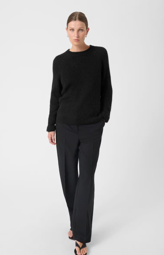 SLTuesday Raglan Jumper - Black