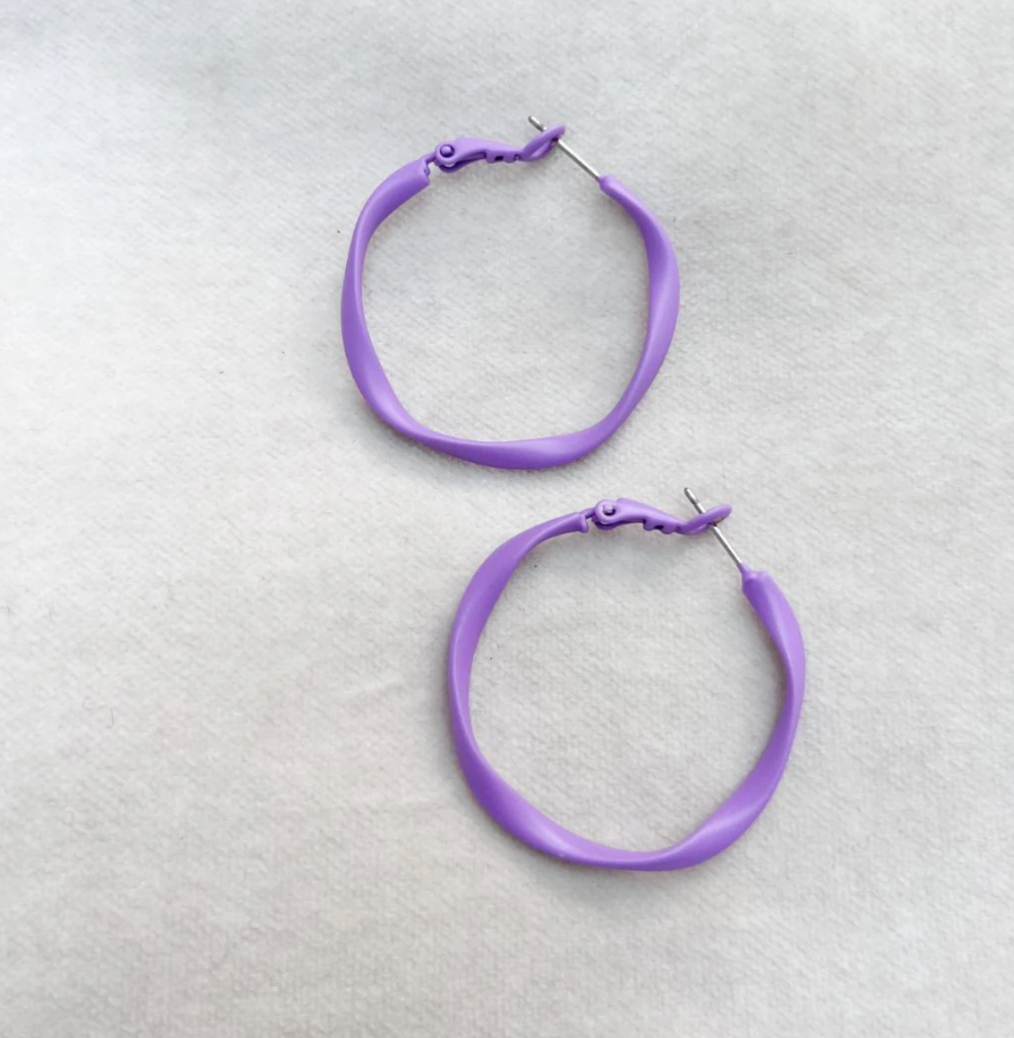 Twisty Hoops - various colours - lilac