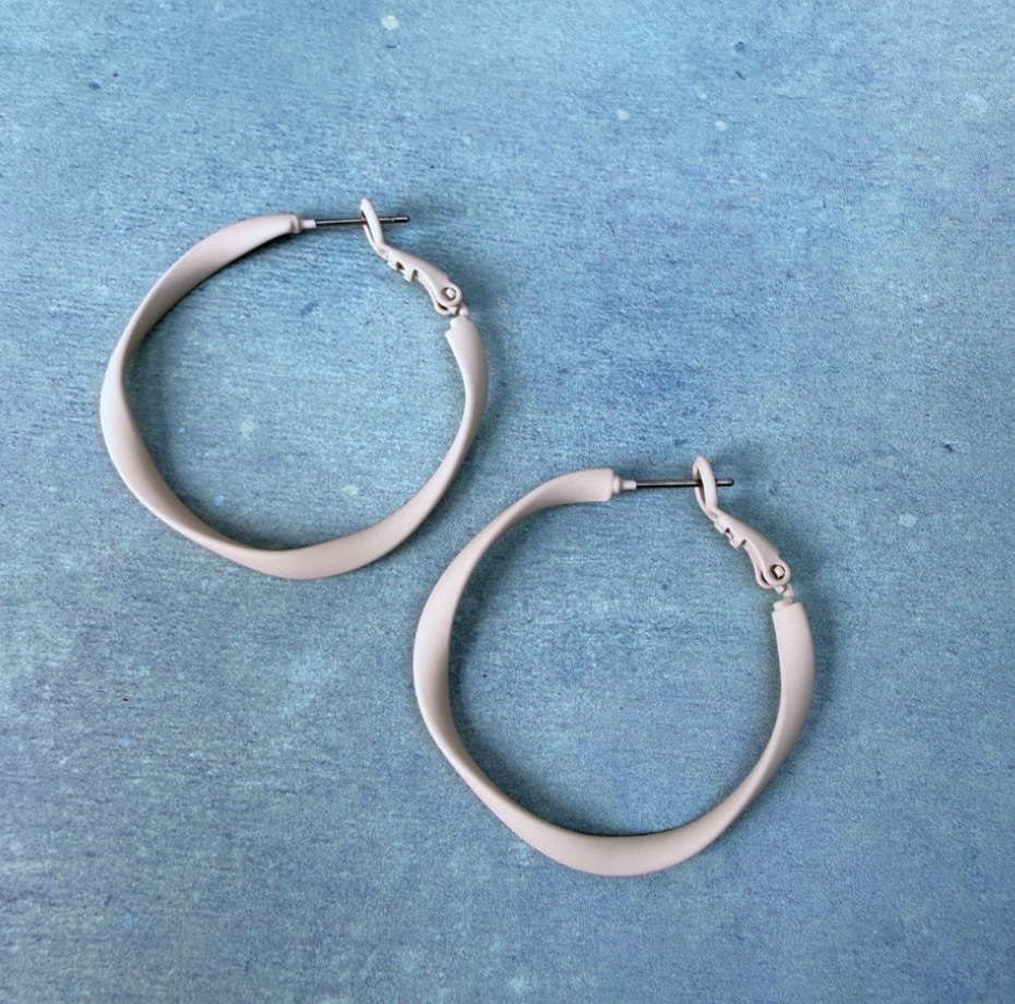 Twisty Hoops