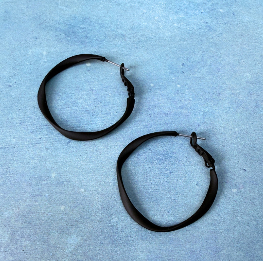 Twisty Hoops
