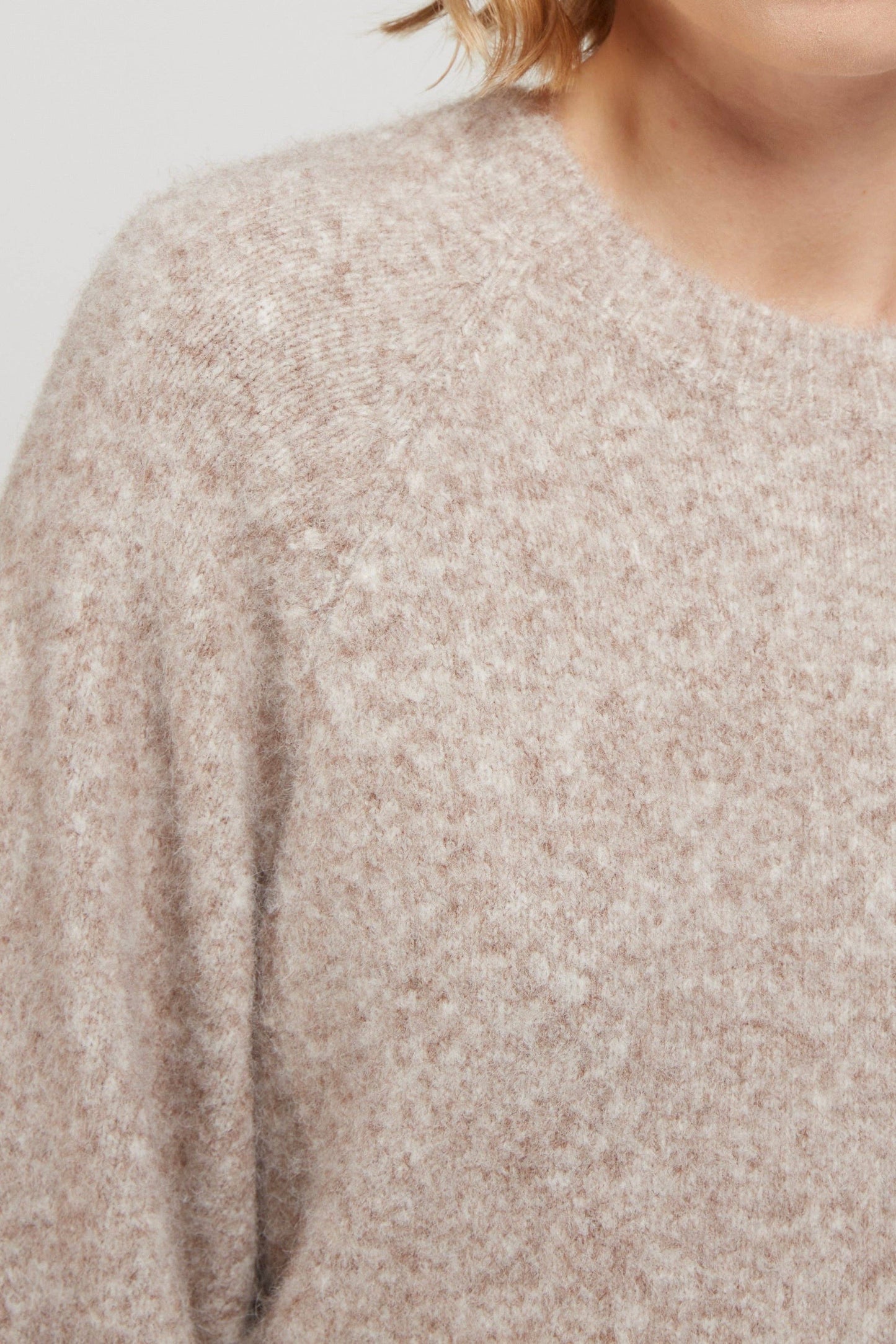 CAMELIA Short-Sleeve Sweater