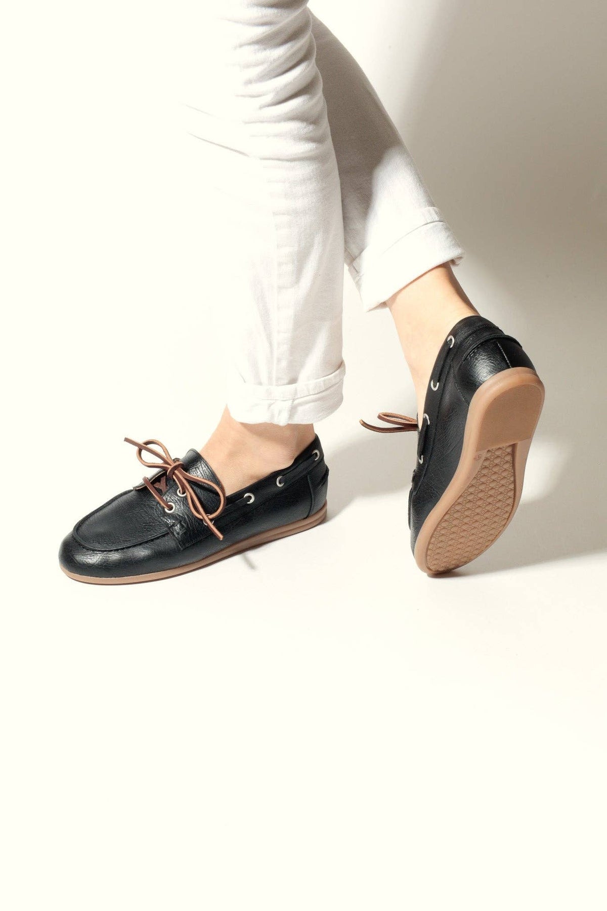 KAI BLACK – Leather Boat Shoes