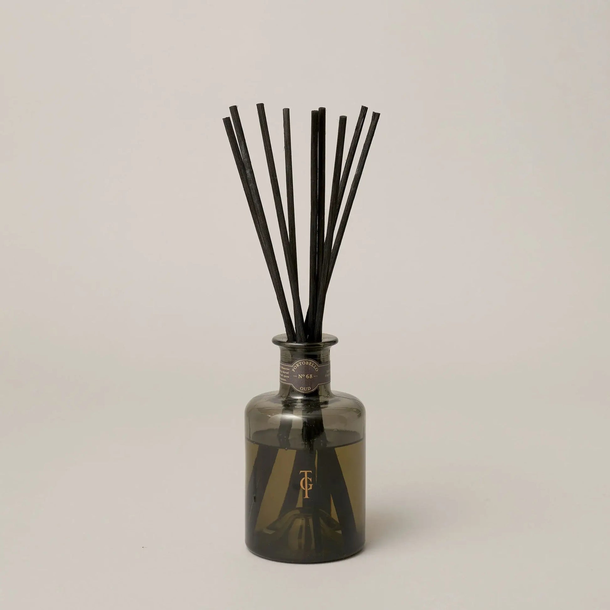 Portobello Oud 200ml Room Diffuser Set