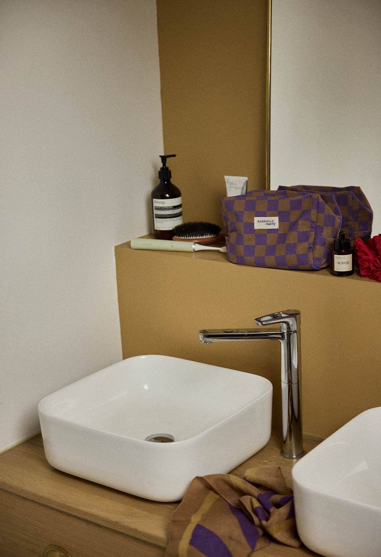 Gabrielle X Horty Toiletry Bag purple check