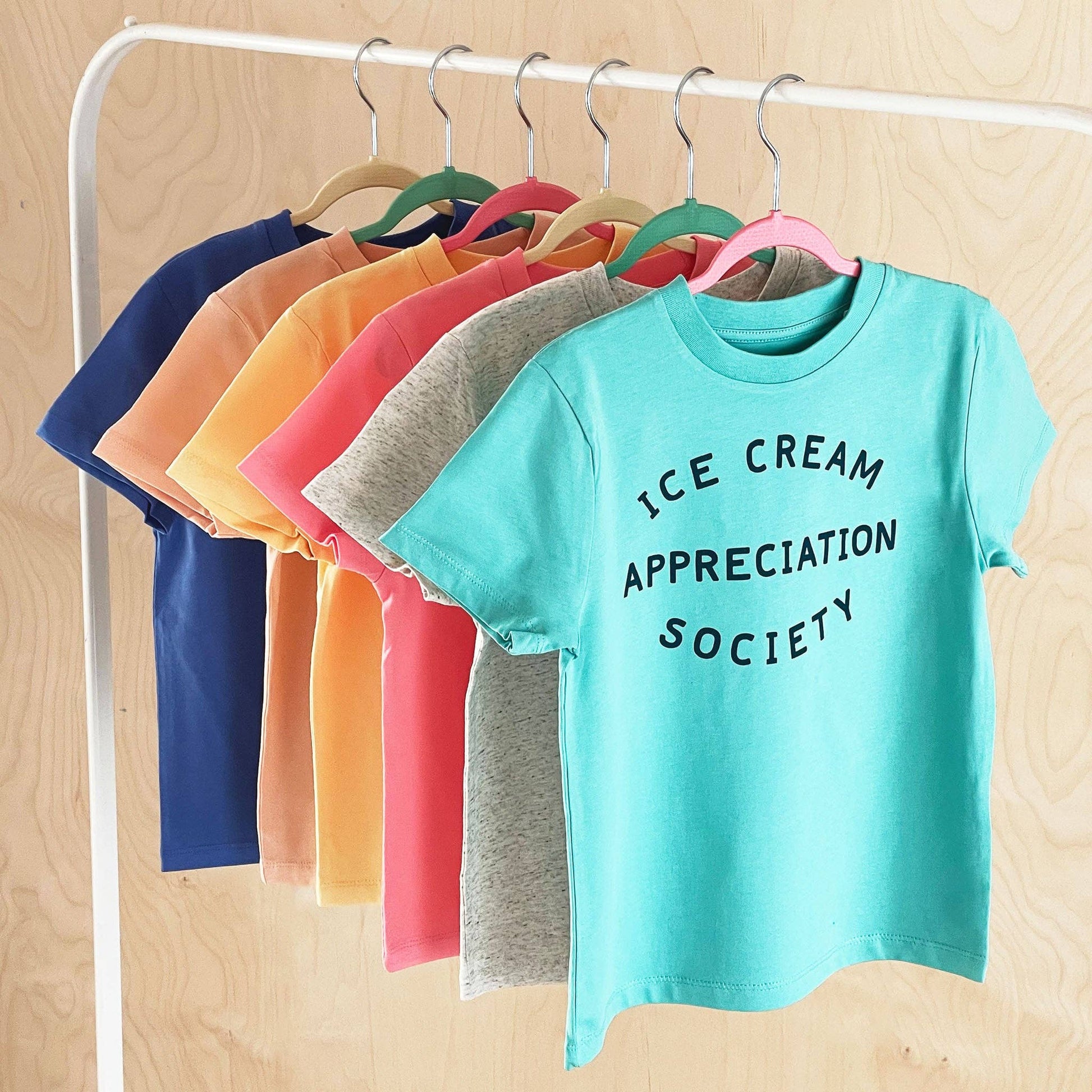 Official Ice Cream Appreciation Society - Kid's T-shirt - Peach